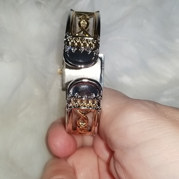 Accutime Watch Co. Lifestyle Timepieces Bangle - Picture 8 of 13